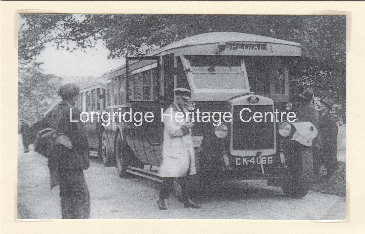 307C - Ribble Bus - Near Whitewell with Water Board workmen - 1932